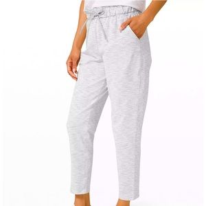 Lululemon ‘On The Fly’ jogger lounge stretchy pant